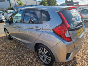 2015 Honda Jazz 1.3 I-Vtec Ex Navi Euro 6 (s/s) 5dr in Silver — image 5