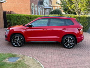 2019 Skoda Karoq 2.0 Tdi Sportline 4WD Euro 6 (s/s) 5dr in Red — image 4