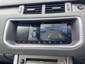 2018 Land Rover Range Rover Evoque Td4 Hse Dynamic Lux in Black — image 4