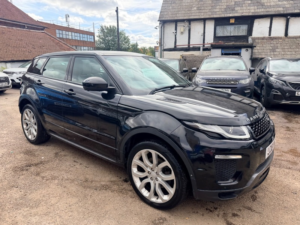 2018 Land Rover Range Rover Evoque Td4 Hse Dynamic Lux in Black — image 6