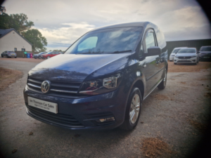 2020 Volkswagen Caddy 2.0 Tdi C20 Highline in Blue — image 2