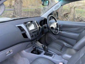 2009 Toyota Hilux 3.0 D-4d Invincible in Silver — image 5