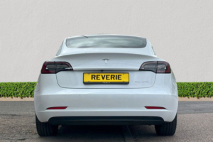 2021 Tesla Model 3 (dual Motor) Long Range Saloon 4dr Electric Auto 4wde (346 Ps) in White — image 6