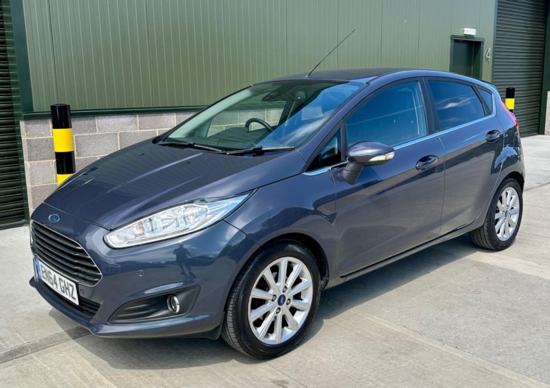 2015 Ford Fiesta 1.6 Tdci Titanium X Euro 5 5dr in Grey — image 1