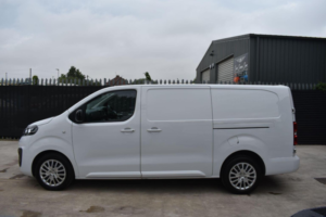 2023 Vauxhall Vivaro 1.5 Turbo D 2900 Pro L2 H1 Euro 6 (s/s) 6dr in White — image 5