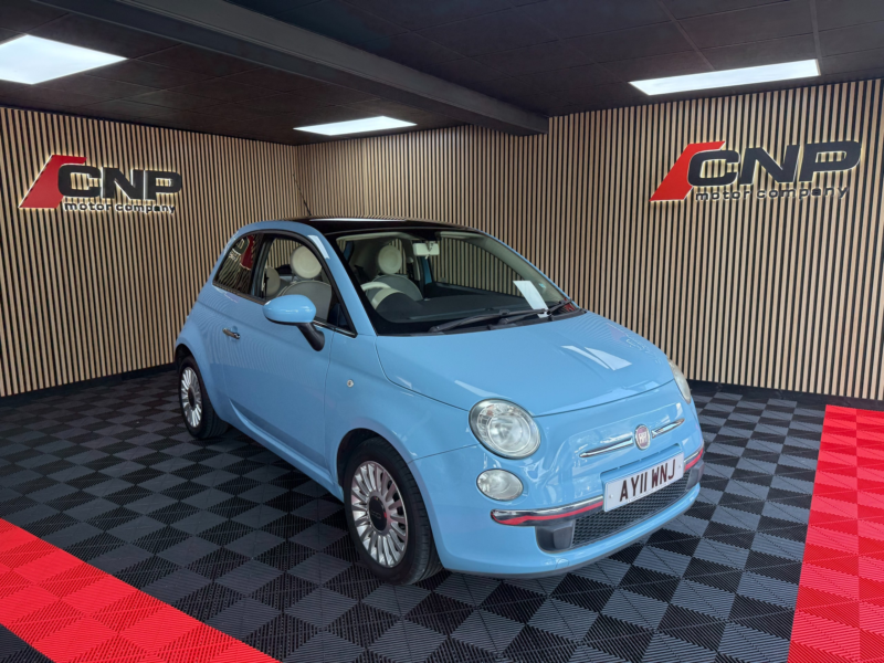 2011 Fiat 500 1.2 Lounge Hatchback 3dr Petrol Manual Euro 5 (s/s) (69 Bhp) in Blue — image 1