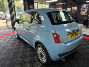 2011 Fiat 500 1.2 Lounge Hatchback 3dr Petrol Manual Euro 5 (s/s) (69 Bhp) in Blue — image 5