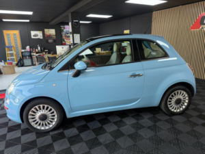 2011 Fiat 500 1.2 Lounge Hatchback 3dr Petrol Manual Euro 5 (s/s) (69 Bhp) in Blue — image 6