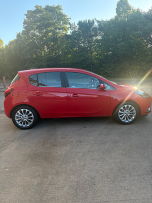 2016 Vauxhall Corsa 1.4i Ecoflex Se Hatchback 5dr Petrol Manual Euro 6 (90 Ps) in Red — image 6