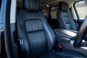 2021 Land Rover Range Rover Sport 3.0 D250 Mhev Hse SUV 5dr Diesel Auto 4WD Euro 6 (s/s) (250 Ps) in Black — image 4