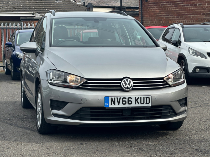 2016 Volkswagen Golf Sv 1.4 Tsi Bluemotion Tech Se MPV 5dr Petrol DSG Euro 6 (s/s) (125 Ps) in Silver — image 1