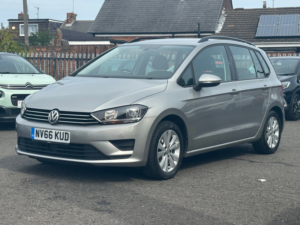 2016 Volkswagen Golf Sv 1.4 Tsi Bluemotion Tech Se MPV 5dr Petrol DSG Euro 6 (s/s) (125 Ps) in Silver — image 2