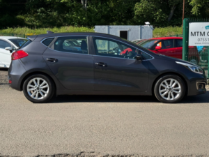 2018 Kia Ceed 1.6 Crdi 2 Hatchback 5dr Diesel Manual Euro 6 (s/s) (134 Bhp) in Multicolour — image 4