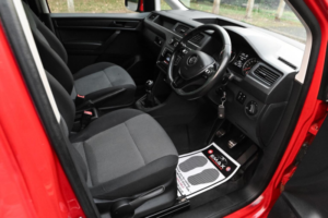 2018 Volkswagen Caddy Maxi 2.0 Tdi C20 Trendline Lwb Euro 6 (s/s) 6dr in Red — image 3