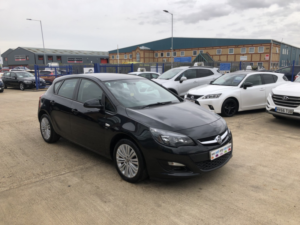 2013 Vauxhall Astra 1.4 16v Energy in Black — image 2