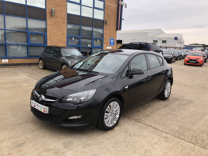 2013 Vauxhall Astra 1.4 16v Energy in Black — image 4