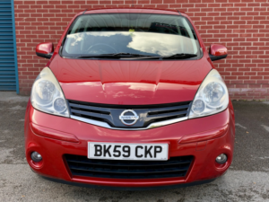 2009 Nissan Note 1.6 16v Tekna in Red — image 2