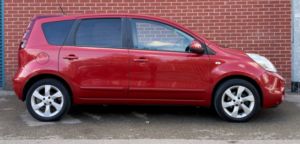 2009 Nissan Note 1.6 16v Tekna in Red — image 4