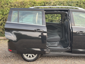 2011 Ford Grand C-Max 1.6 Titanium in Black — image 5