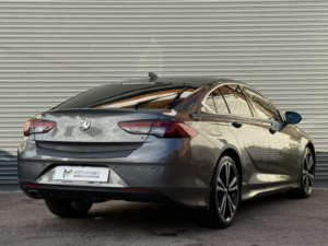 2017 Vauxhall Insignia 2.0 Turbo D Blueinjection Sri Vx Line Nav in Grey — image 3