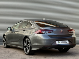 2017 Vauxhall Insignia 2.0 Turbo D Blueinjection Sri Vx Line Nav in Grey — image 4