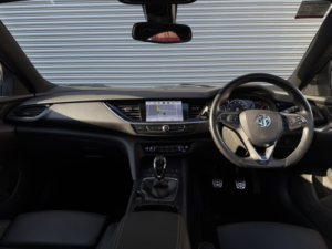 2017 Vauxhall Insignia 2.0 Turbo D Blueinjection Sri Vx Line Nav in Grey — image 6