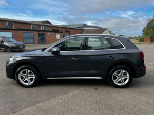 2021 Audi Q5 2.0 Q5 Sport 40 Tdi Mhev Quattro Semi-Auto 4WD 5dr in Grey — image 4