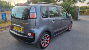 2012 Citroen C3 Picasso 1.6 Hdi Code in Grey — image 2