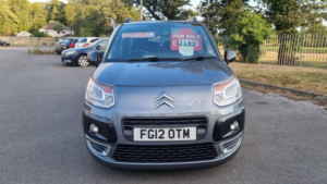 2012 Citroen C3 Picasso 1.6 Hdi Code in Grey — image 4