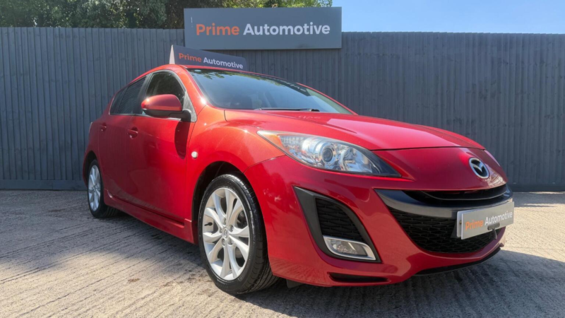 2011 Mazda Mazda3 1.6 Takuya Euro 5 5dr in Red — image 1