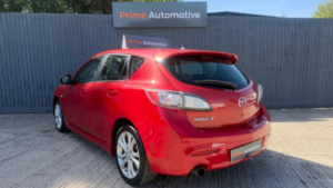 2011 Mazda Mazda3 1.6 Takuya Euro 5 5dr in Red — image 4