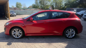 2011 Mazda Mazda3 1.6 Takuya Euro 5 5dr in Red — image 6