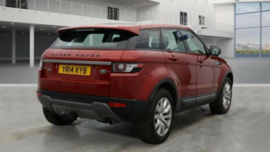 2014 Land Rover Range Rover Evoque 2.2 Sd4 Pure Tech Auto 4WD Euro 5 (s/s) 5dr in Red — image 5