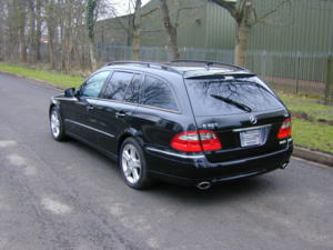 2007 Mercedes-Benz E Class Ref 8819 - Mercedes Benz W211 E Class E320 Cdi Diesel Estate Auto – Air Con (rhd - Ex Japan) in Black — image 4