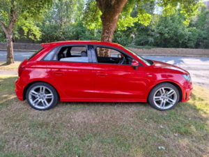 2014 Audi A1 Sportback Tdi S Line in Red — image 3