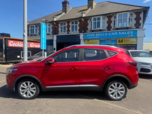 2019 MG MG Zs 1.0 T-Gdi Excite Auto Euro 6 5dr in Red — image 2