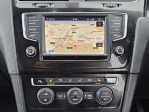 2016 Volkswagen Golf 2.0 Tdi Bluemotion Tech Gtd Euro 6 (s/s) 5dr in Silver — image 4