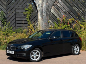 2015 BMW 1 Series 1.5 118i Se Auto Euro 6 (s/s) 5dr in Black — image 4