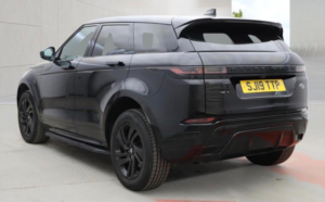2019 Land Rover Range Rover Evoque 2.0 D150 R-Dynamic S Auto 4WD Euro 6 (s/s) 5dr in Black — image 4