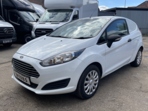 2016 Ford Fiesta Van 1.5 Tdci Ulez Compliant in White — image 3