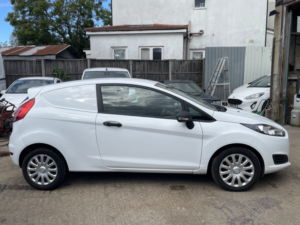 2016 Ford Fiesta Van 1.5 Tdci Ulez Compliant in White — image 5