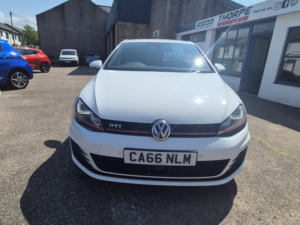 2017 Volkswagen Golf 2.0 Tsi Bluemotion Tech Gti in White — image 4