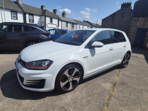 2017 Volkswagen Golf 2.0 Tsi Bluemotion Tech Gti in White — image 6