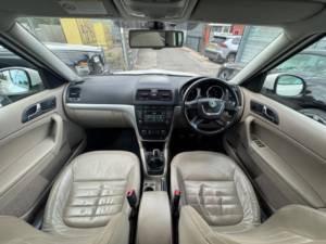 2012 Skoda Yeti 1.4 Tsi Elegance Euro 5 5dr in White — image 2