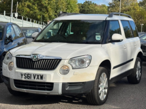 2012 Skoda Yeti 1.4 Tsi Elegance Euro 5 5dr in White — image 5