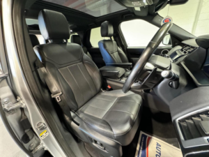 2019 Land Rover Discovery 2.0 Sd4 Se Auto 4WD Euro 6 (s/s) 5dr in Silver — image 3