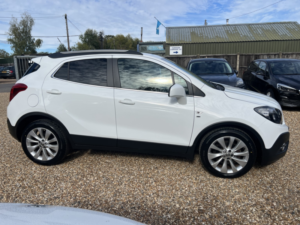 2015 Vauxhall Mokka 1.4 I Turbo Se in White — image 3