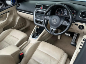 2013 Volkswagen Eos 2.0 Tdi Bluemotion Tech Sport Cabriolet DSG Euro 5 (s/s) 2dr in Blue — image 4
