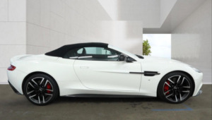 2017 Aston Martin Vanquish 6.0 V12 Volante T-Troniii Euro 6 2dr in White — image 4