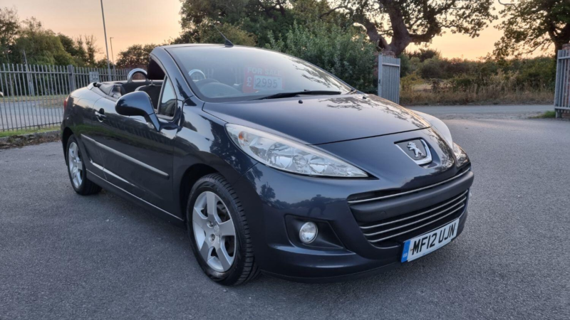 2012 Peugeot 207 Cc 1.6 Vti Active in Blue — image 1
